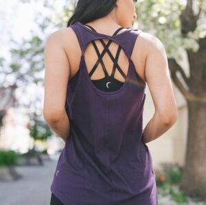 Zyia Blackberry Twist Tank EUC, Medium